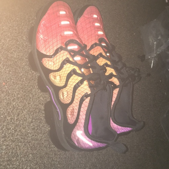 Vapor Max - Picture 2 of 7